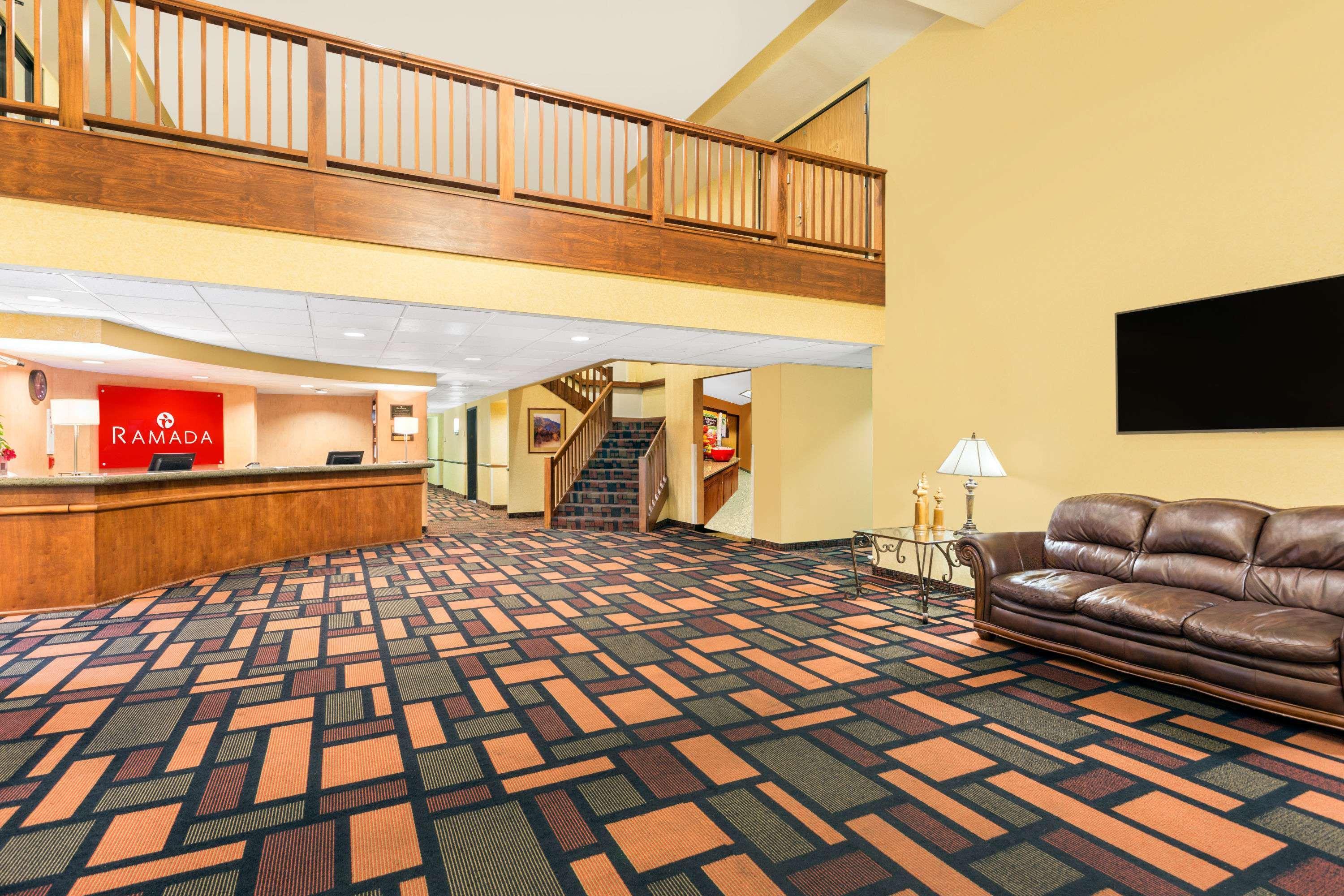 Ramada By Wyndham Kent Seattle Area Hotel Ngoại thất bức ảnh