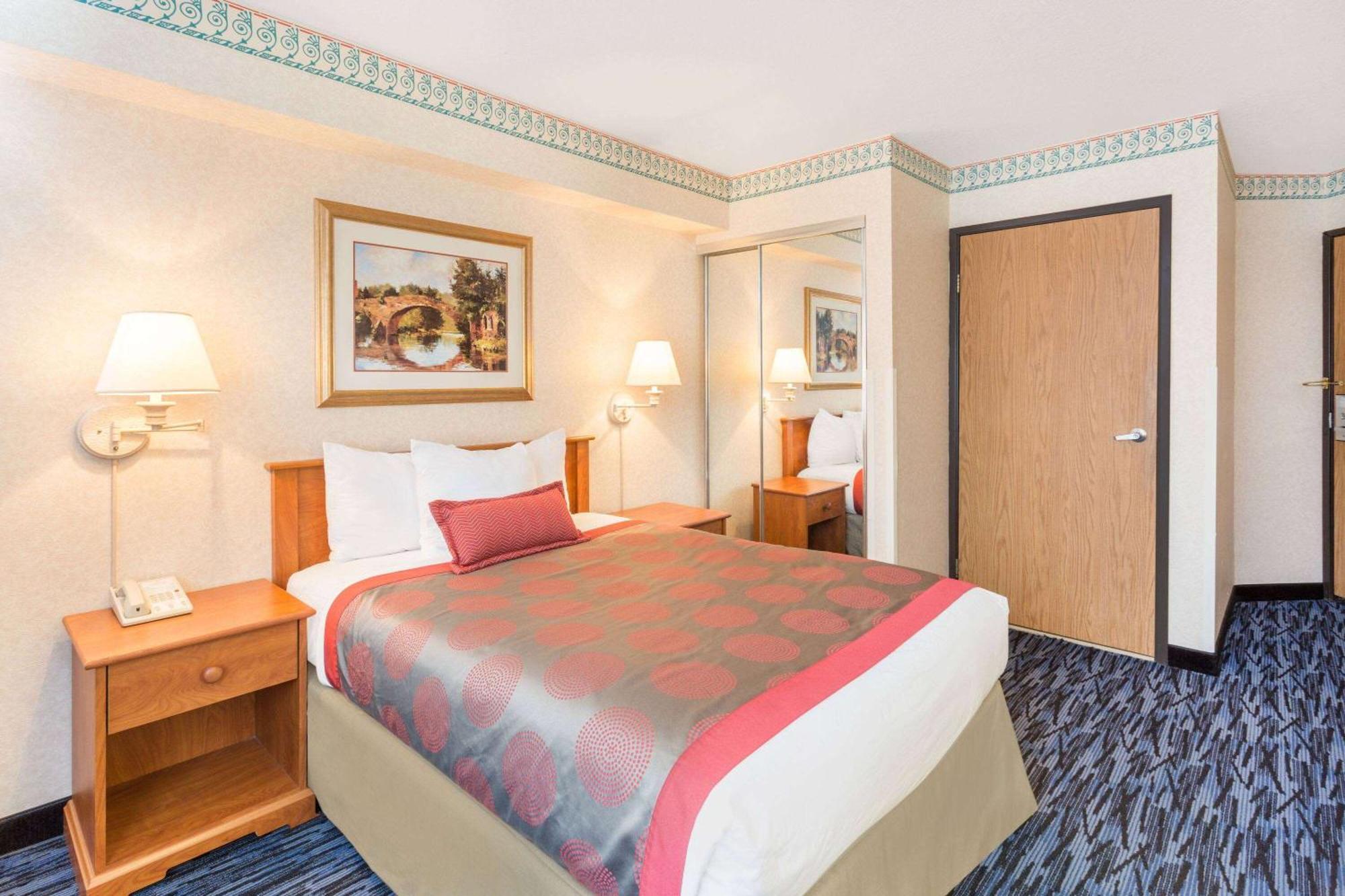 Ramada By Wyndham Kent Seattle Area Hotel Ngoại thất bức ảnh