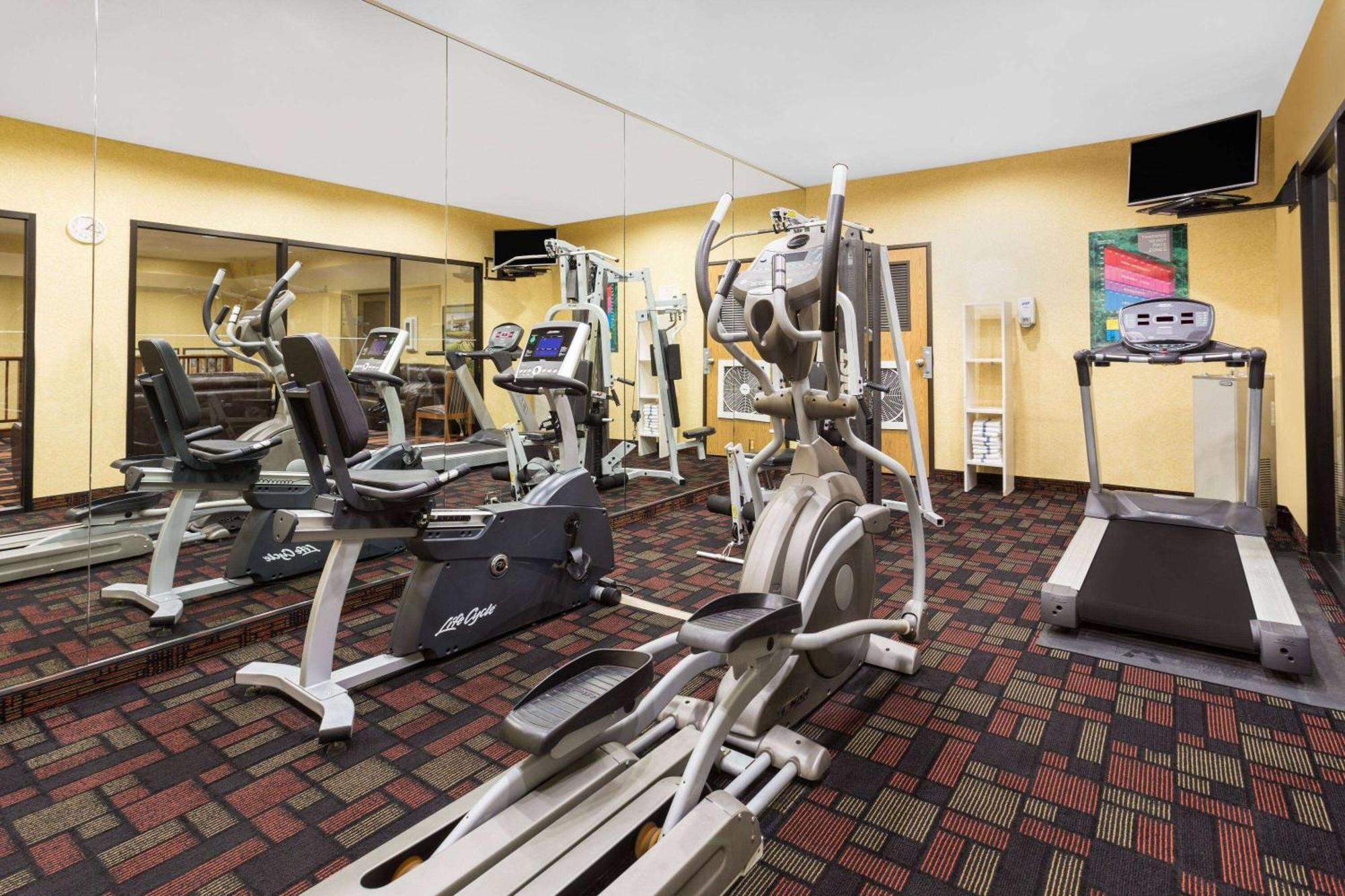 Ramada By Wyndham Kent Seattle Area Hotel Ngoại thất bức ảnh