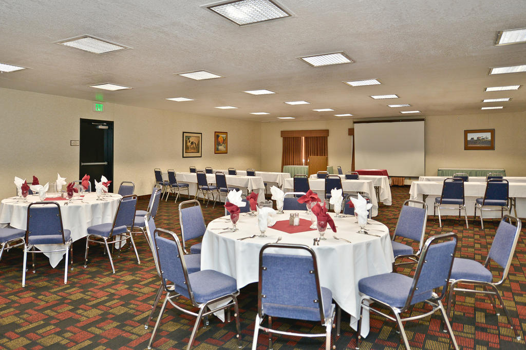 Ramada By Wyndham Kent Seattle Area Hotel Ngoại thất bức ảnh