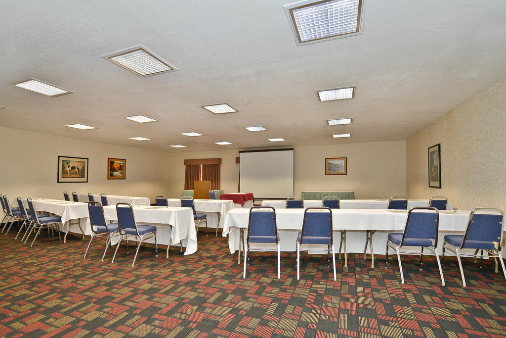 Ramada By Wyndham Kent Seattle Area Hotel Ngoại thất bức ảnh